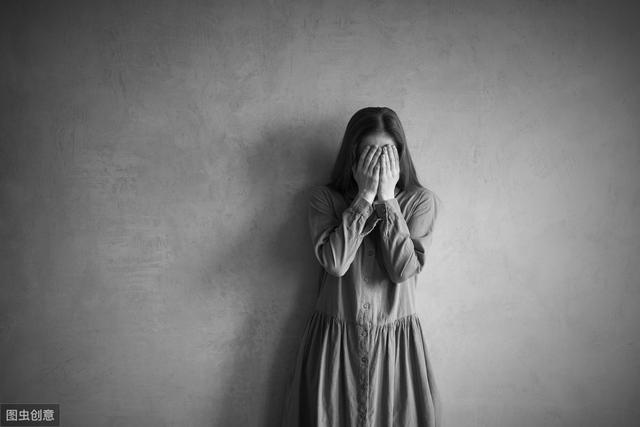 女孩遭前男友裸照威脅后吞藥自殺:只要有勇敢就能對抗苦難