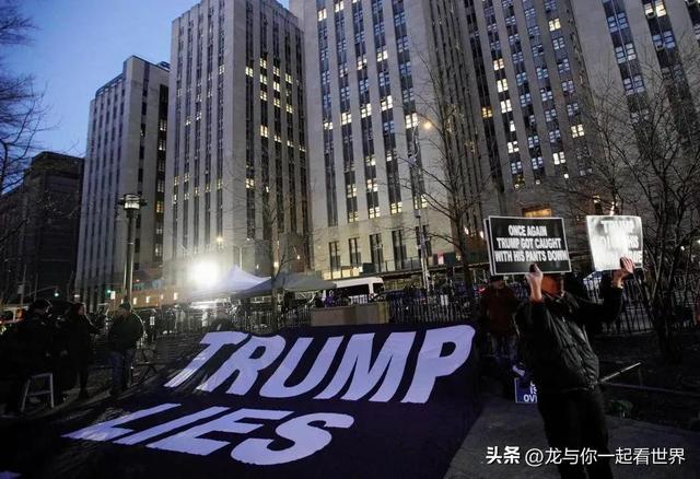 川普被起訴:AV女星封口費訴訟案,美國第一位刑事指控的前總統