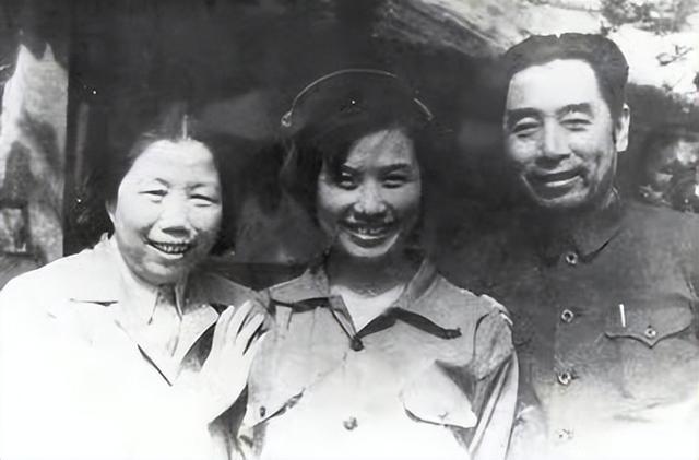西方記者刁難:你見過世界最漂亮的女人嗎?周總理硬氣回應:見過