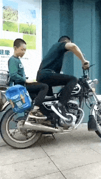 眼力:圖中美女找不同,4處眼睛功力及格!
