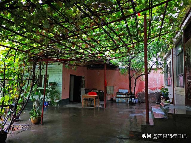 新疆旅游,到回族美女家做客,眼界大開,簡直是女人夢想的天堂