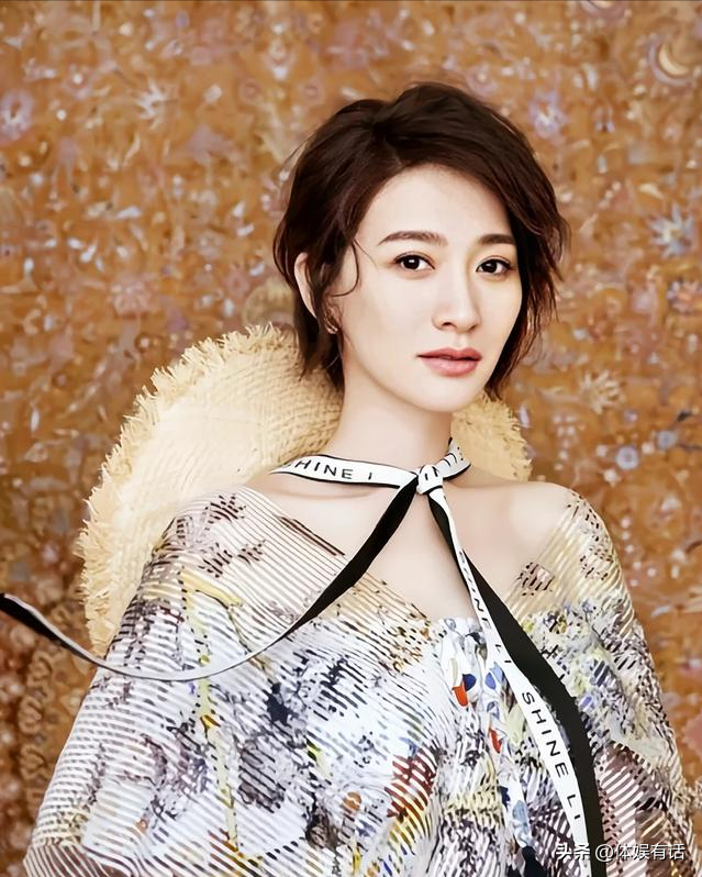 許晴的臀、舒淇的唇、李小冉的胸,這些中年女星性感起來能迷死人