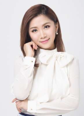 美女主持人(才貌雙全這5位實力“女神級”主持人，全都畢業于同一所大學)