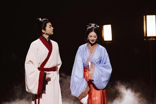 盤子女人坊鏡頭下的張雨綺,紅衣驚艷《美研社》