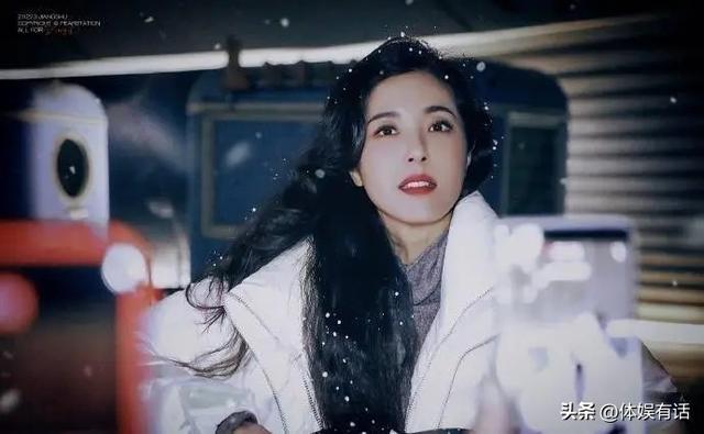 許晴的臀、舒淇的唇、李小冉的胸,這些中年女星性感起來能迷死人