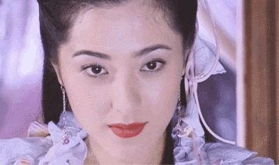 許晴的臀、舒淇的唇、李小冉的胸,這些中年女星性感起來能迷死人