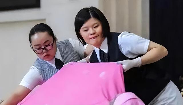 上海85后美女入殮師吳津娜:服務過75000具尸體,從不參加婚禮