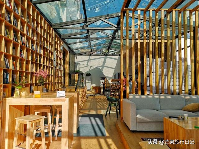 新疆旅游,到回族美女家做客,眼界大開,簡直是女人夢想的天堂