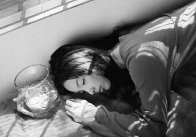 23歲美女無(wú)法進(jìn)行“性生活”，醫(yī)院的檢查結(jié)果，讓她崩潰！