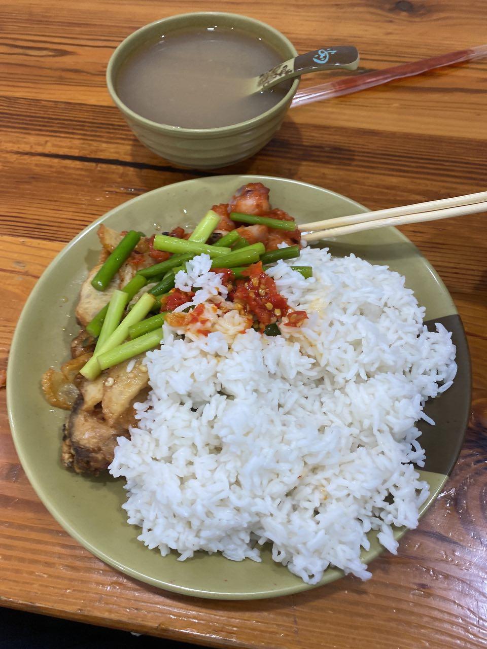 春風不染白髭須