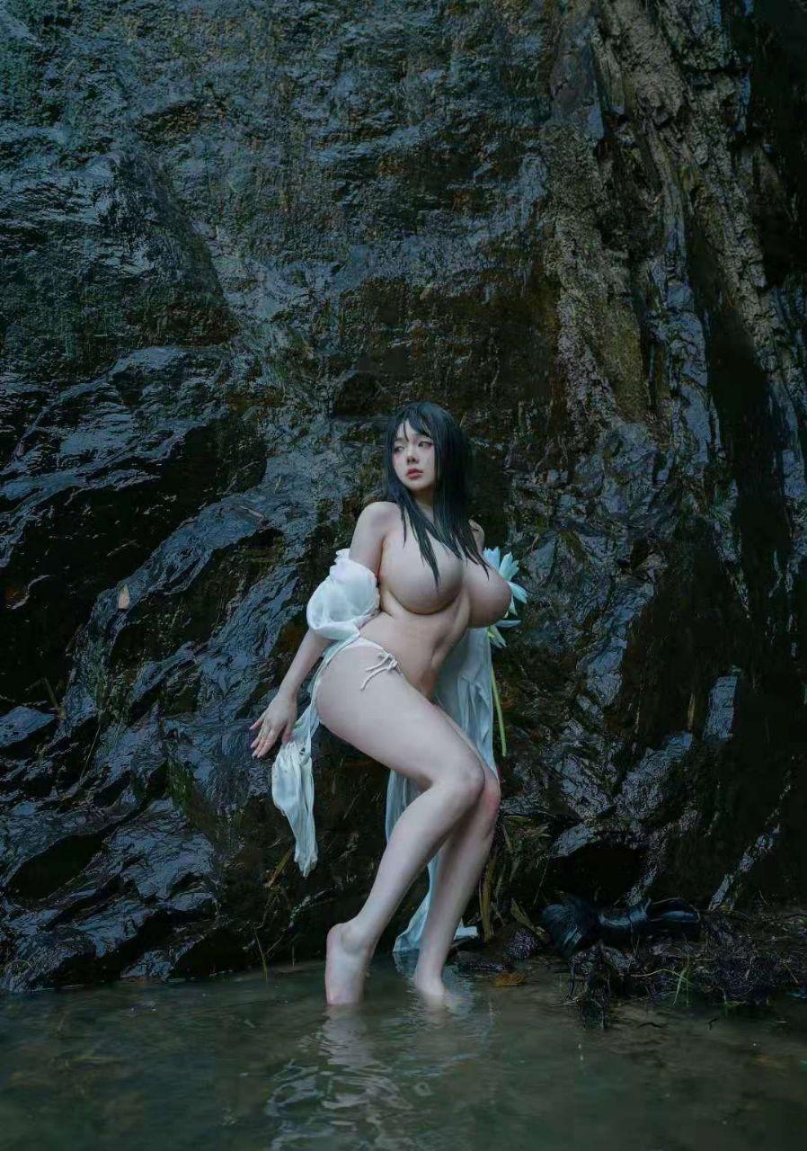 春風不染白髭須