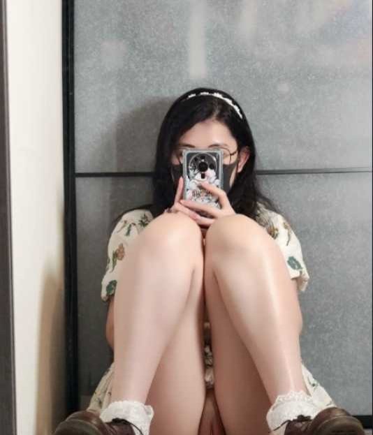 十個眼鏡九個騷，還有一個特別騷