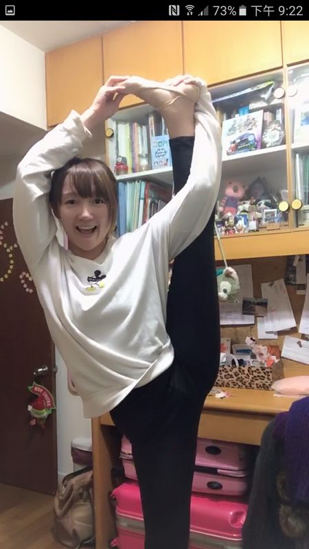 棒球場上的啦啦隊正妹尤咪Yumi