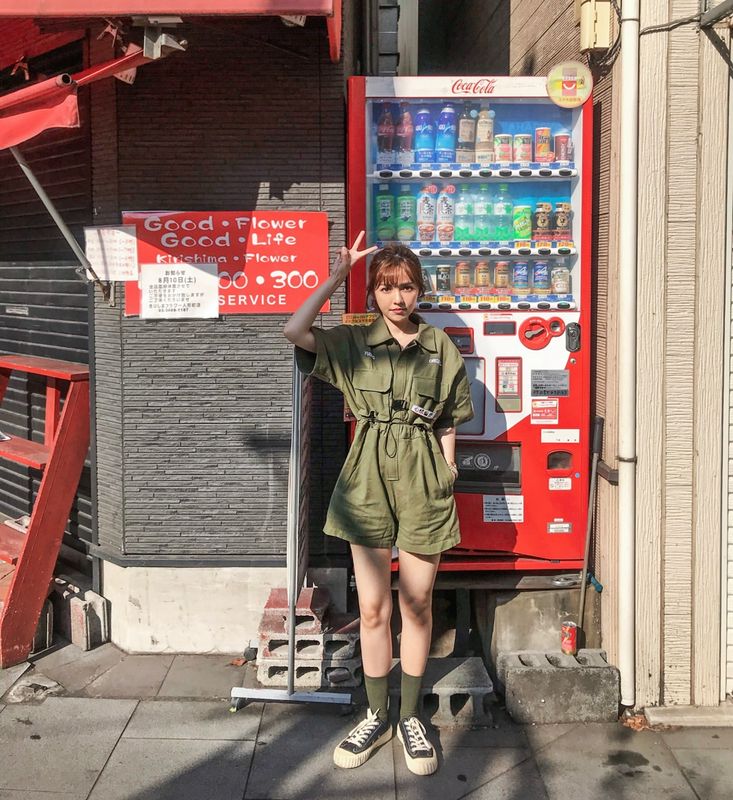 極致頂規身材讓人喜愛...超甜笑容看了秒淪陷GINAHELLO