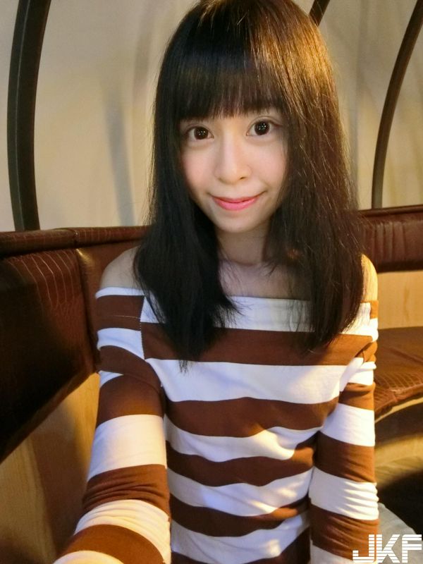 水瓶女Rami瑞咪超可愛水手服萌翻網(wǎng)友