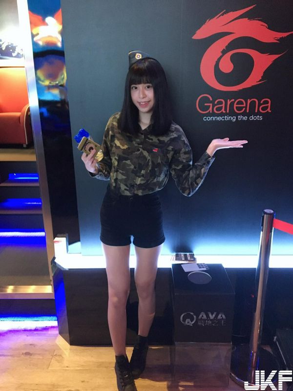 水瓶女Rami瑞咪超可愛水手服萌翻網(wǎng)友