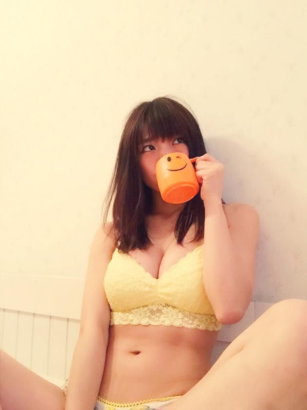 平冢奈菜波濤洶涌的私房照誘惑寫真圖