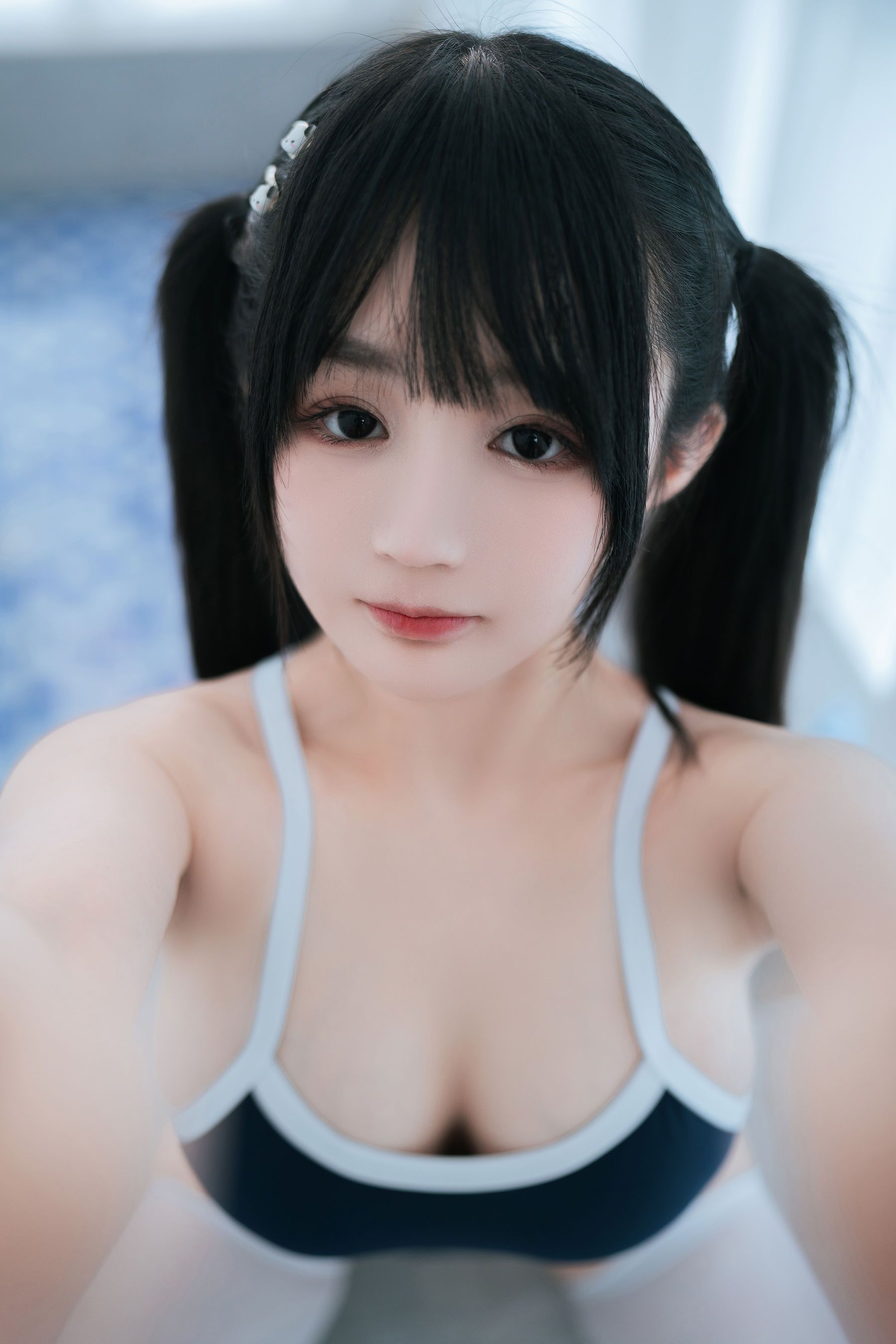 桜井寧寧–白絲死庫水