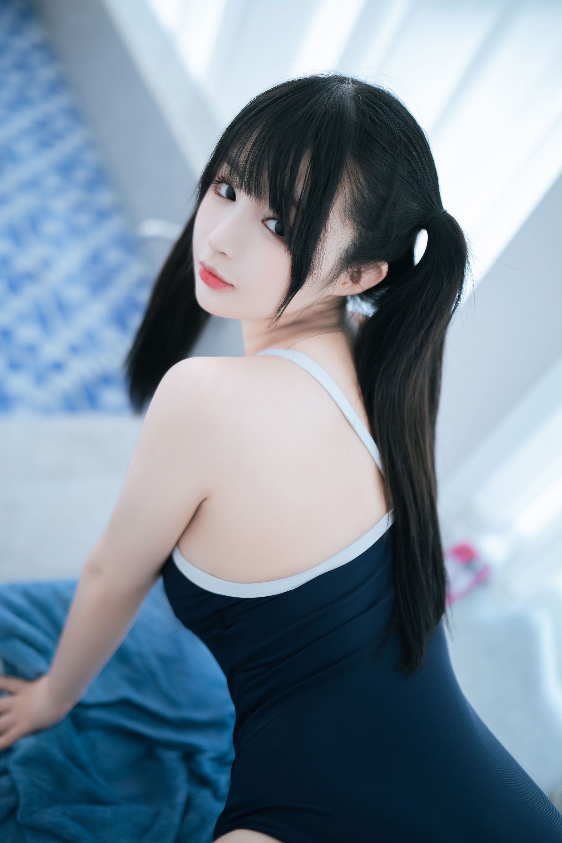 桜井寧寧–白絲死庫水