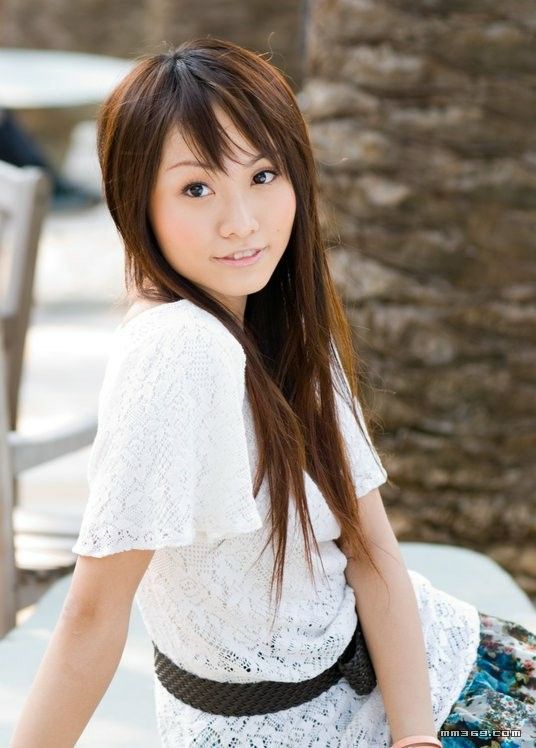 清純美女公園寫真