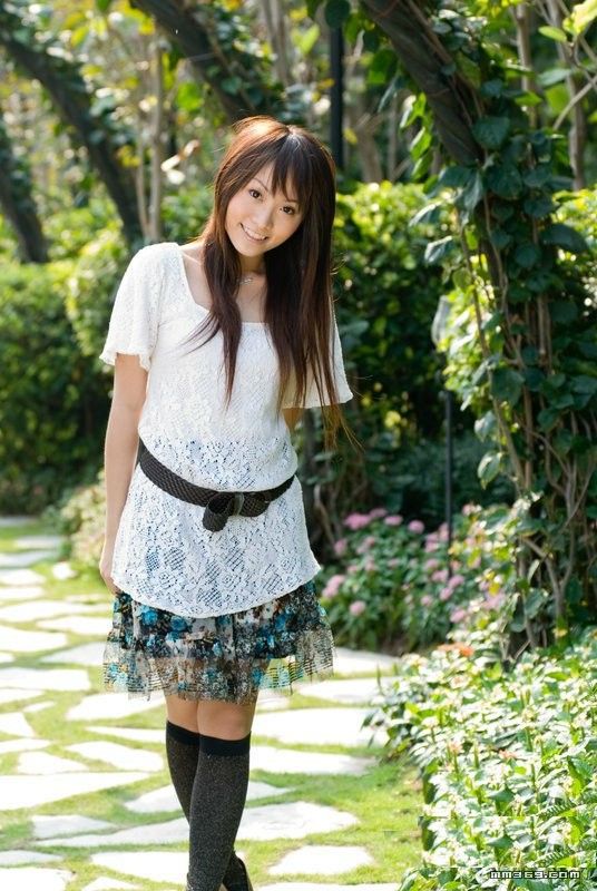清純美女公園寫真