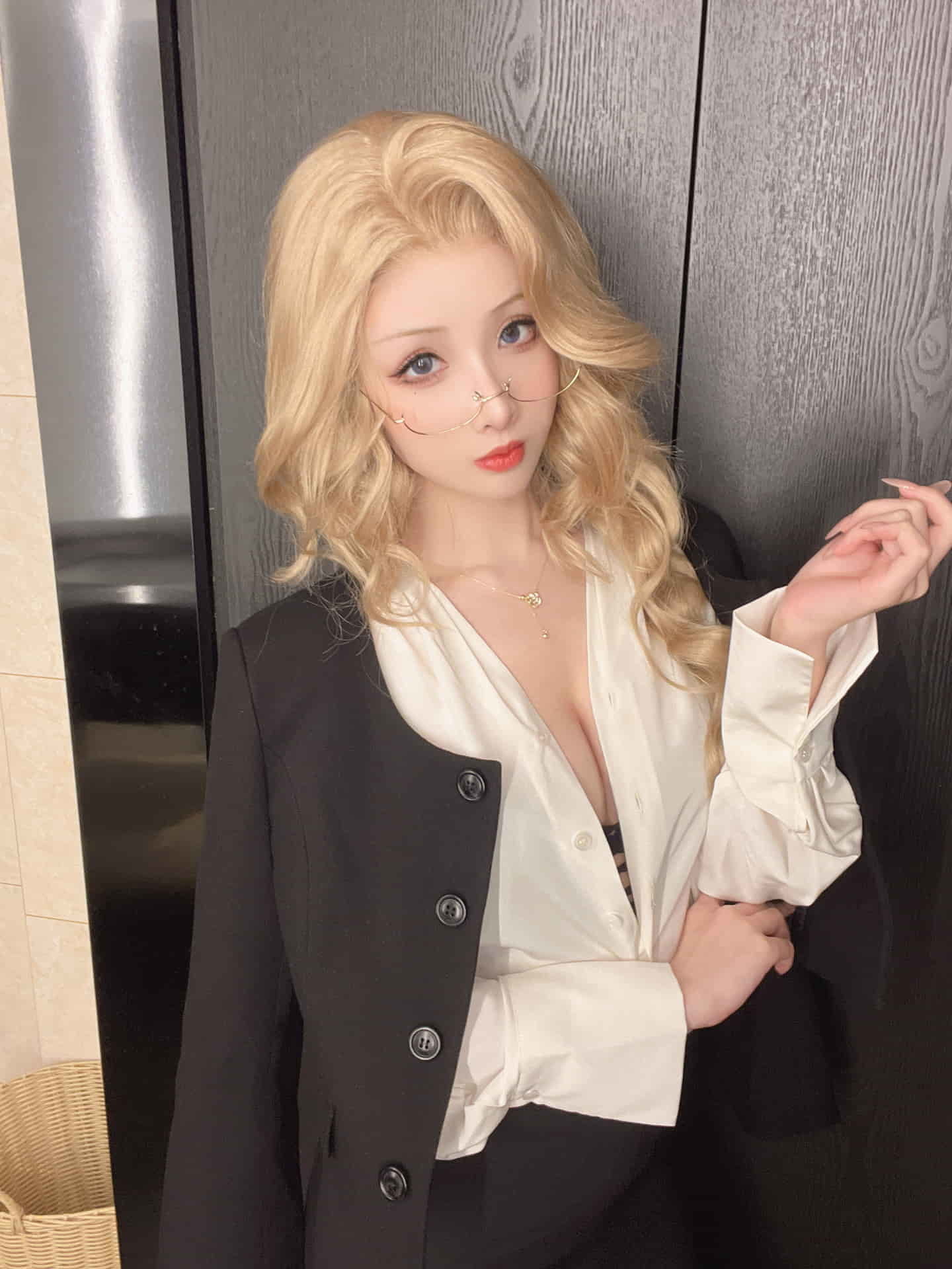 騷貨女總裁