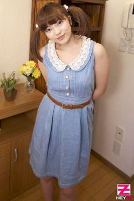 蘿莉塔美乳少女