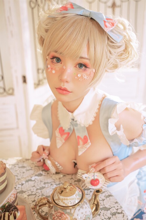 爆機少女喵小吉 - 小吉の秘密お茶會