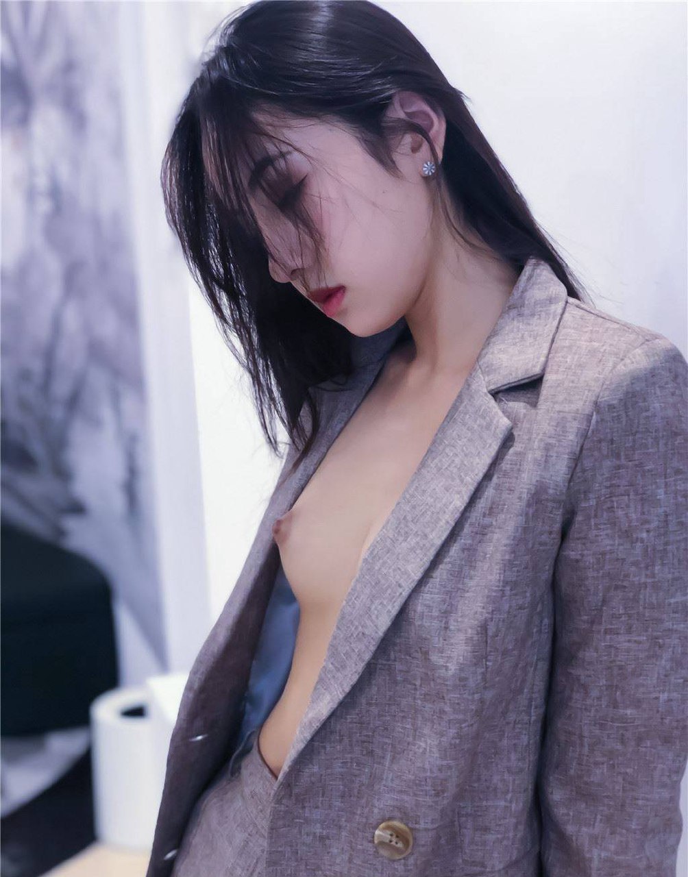西裝黑絲秘書小姐姐