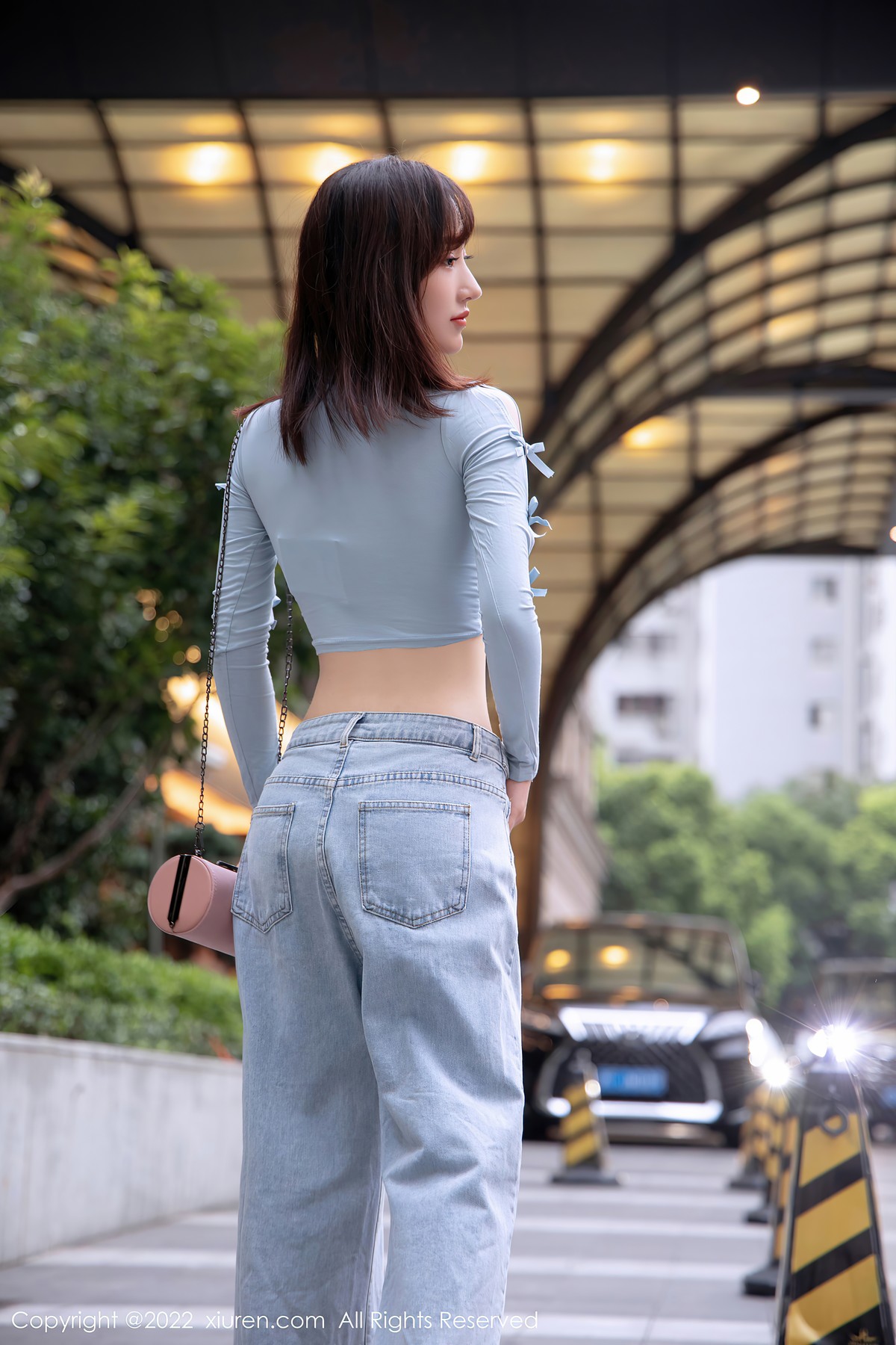 黑絲騷貨，身材真頂