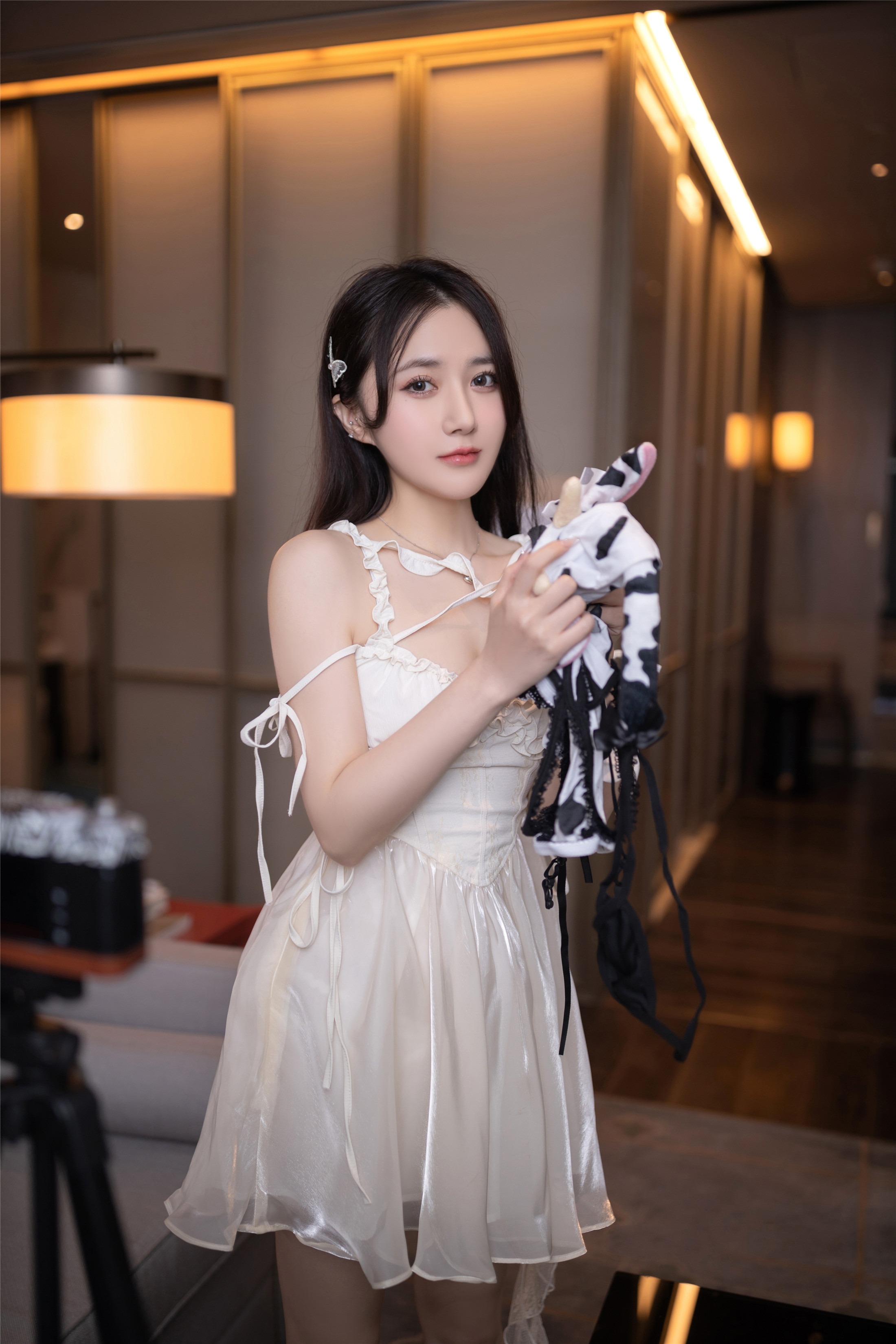 魚子醬Fish之純欲奶牛網襪劇情誘惑