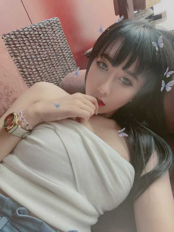 在游泳池的女朋友女友游泳時被強姦_【2023年7月更新】