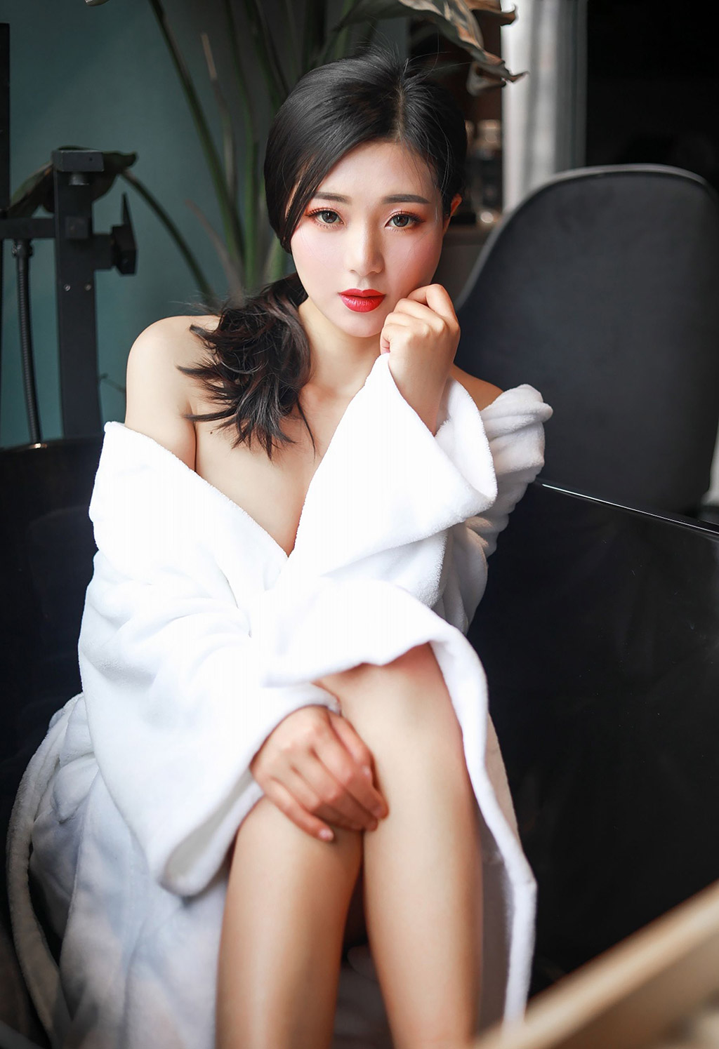 風情少婦