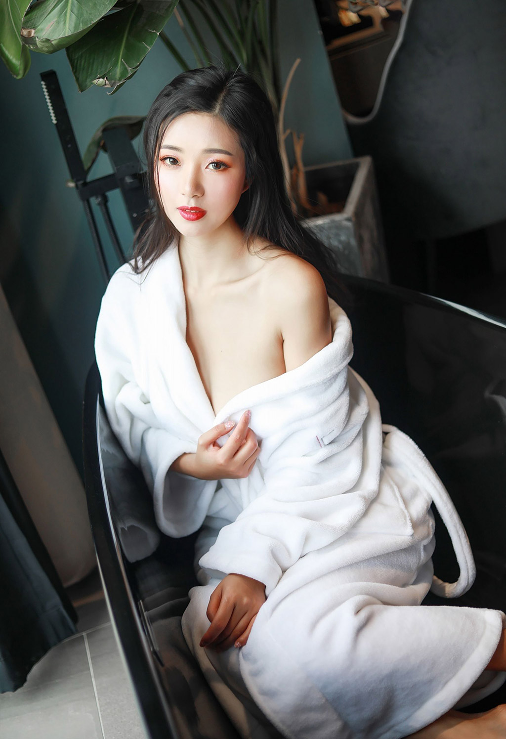 風情少婦