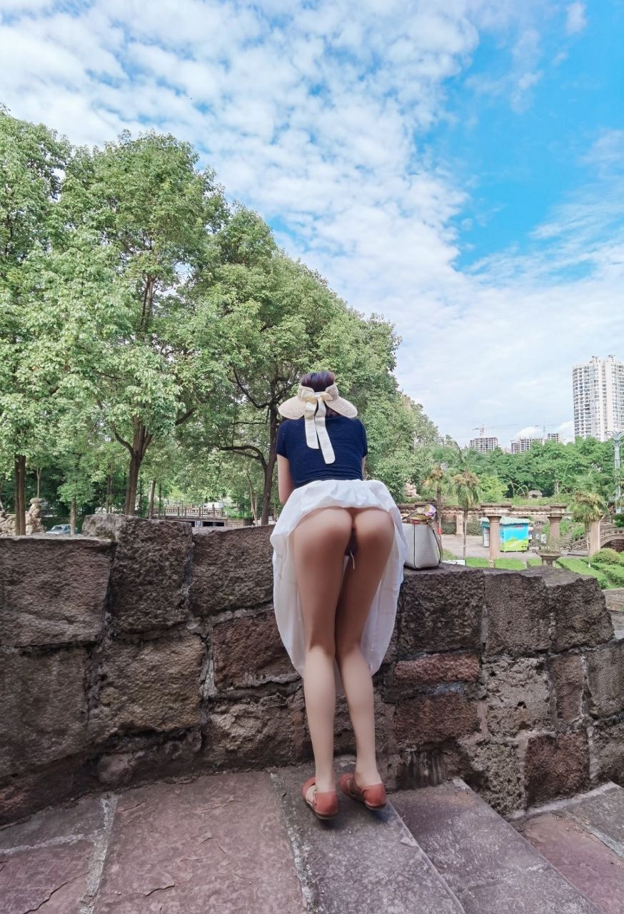 那大大的膽子，那淫蕩的心兒！
