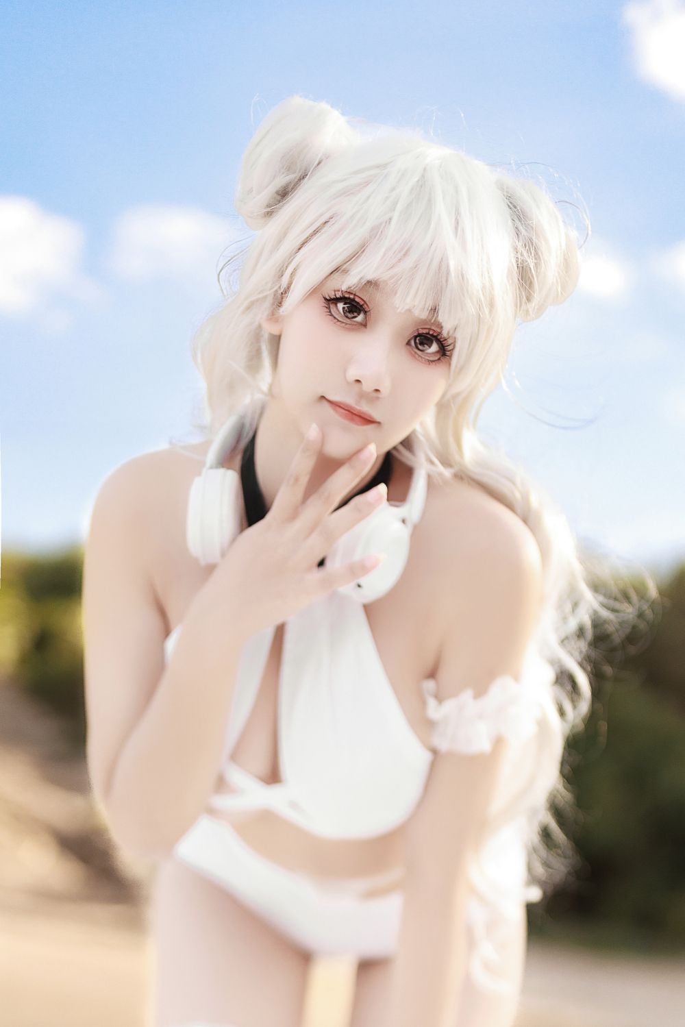 海邊嬌嫩白皙小美妞