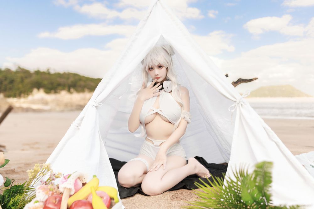 海邊嬌嫩白皙小美妞