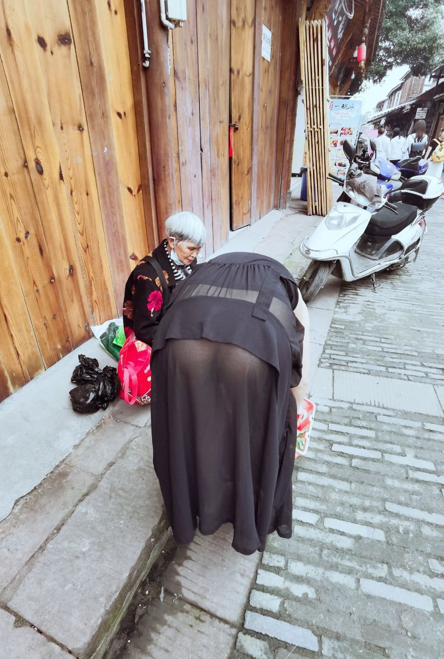那大大的膽子，那淫蕩的心兒！20230810