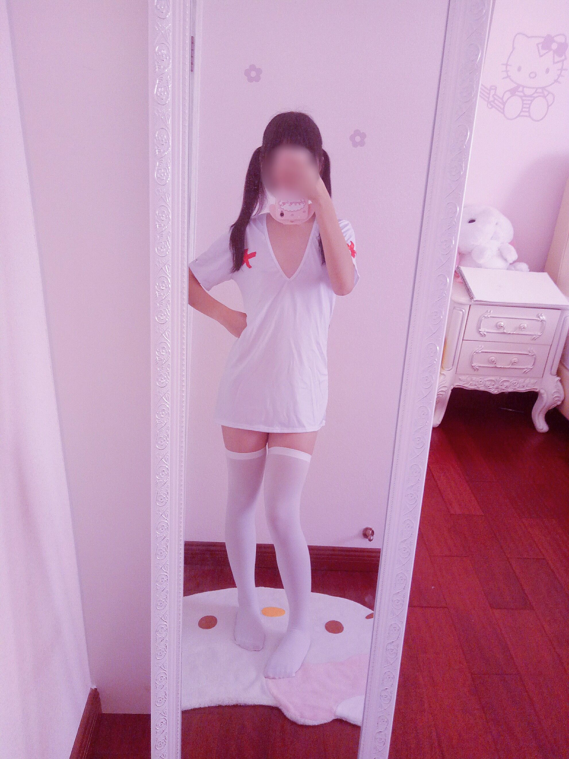 蘿莉小護(hù)士
