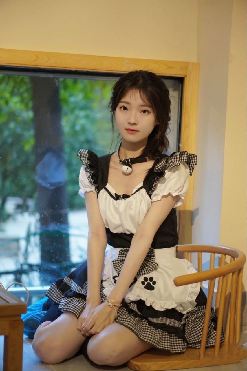 露臉美女 2023082201
