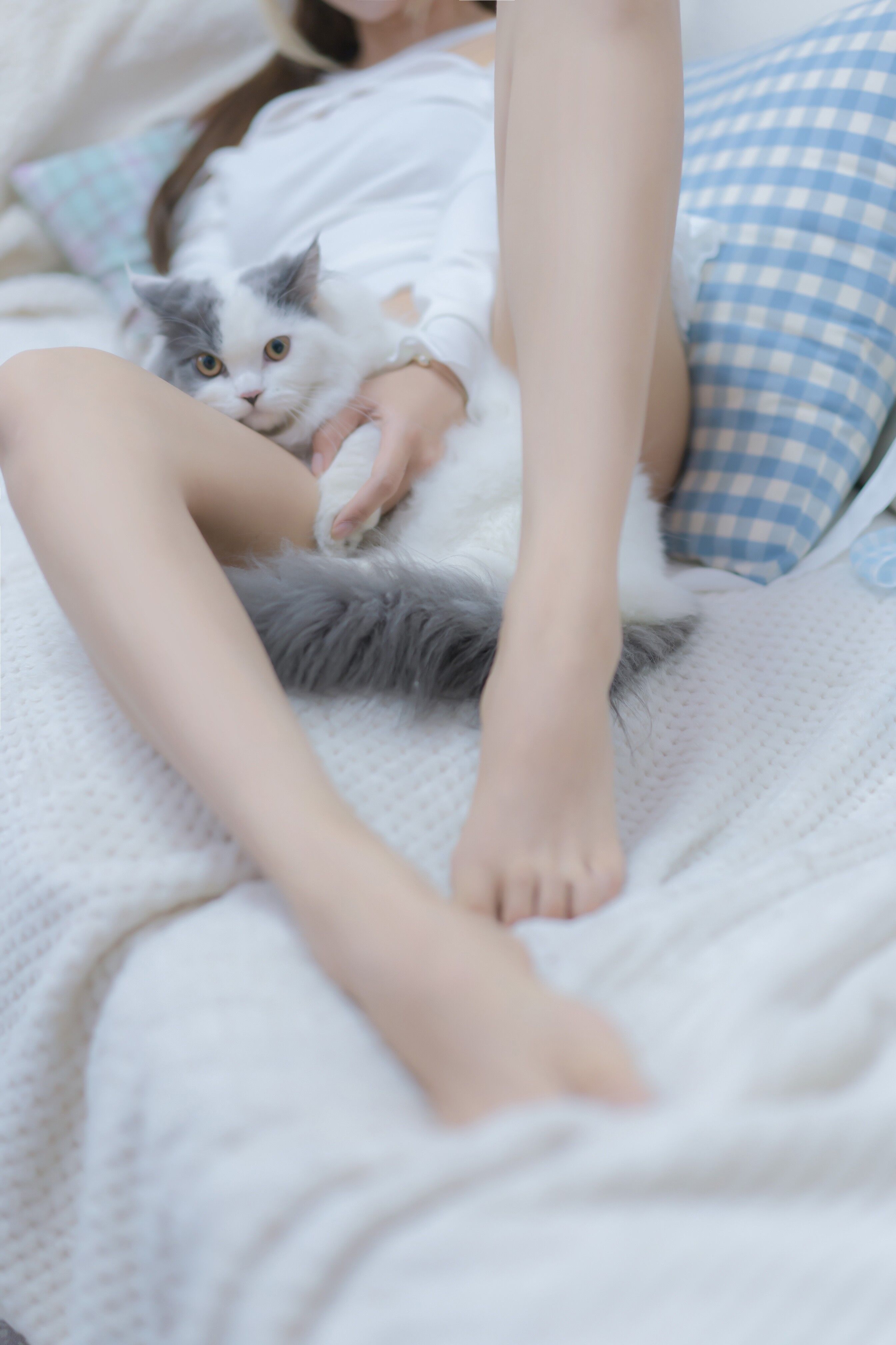 性感白色內(nèi)衣