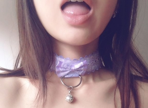 美麗少女與少婦獨特誘惑