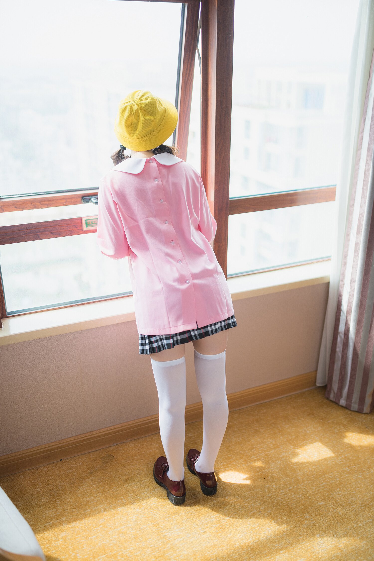 日系短裙少女圖片