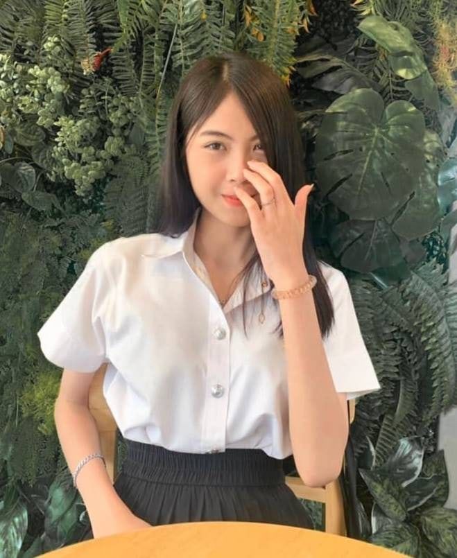 露臉美女 20230912