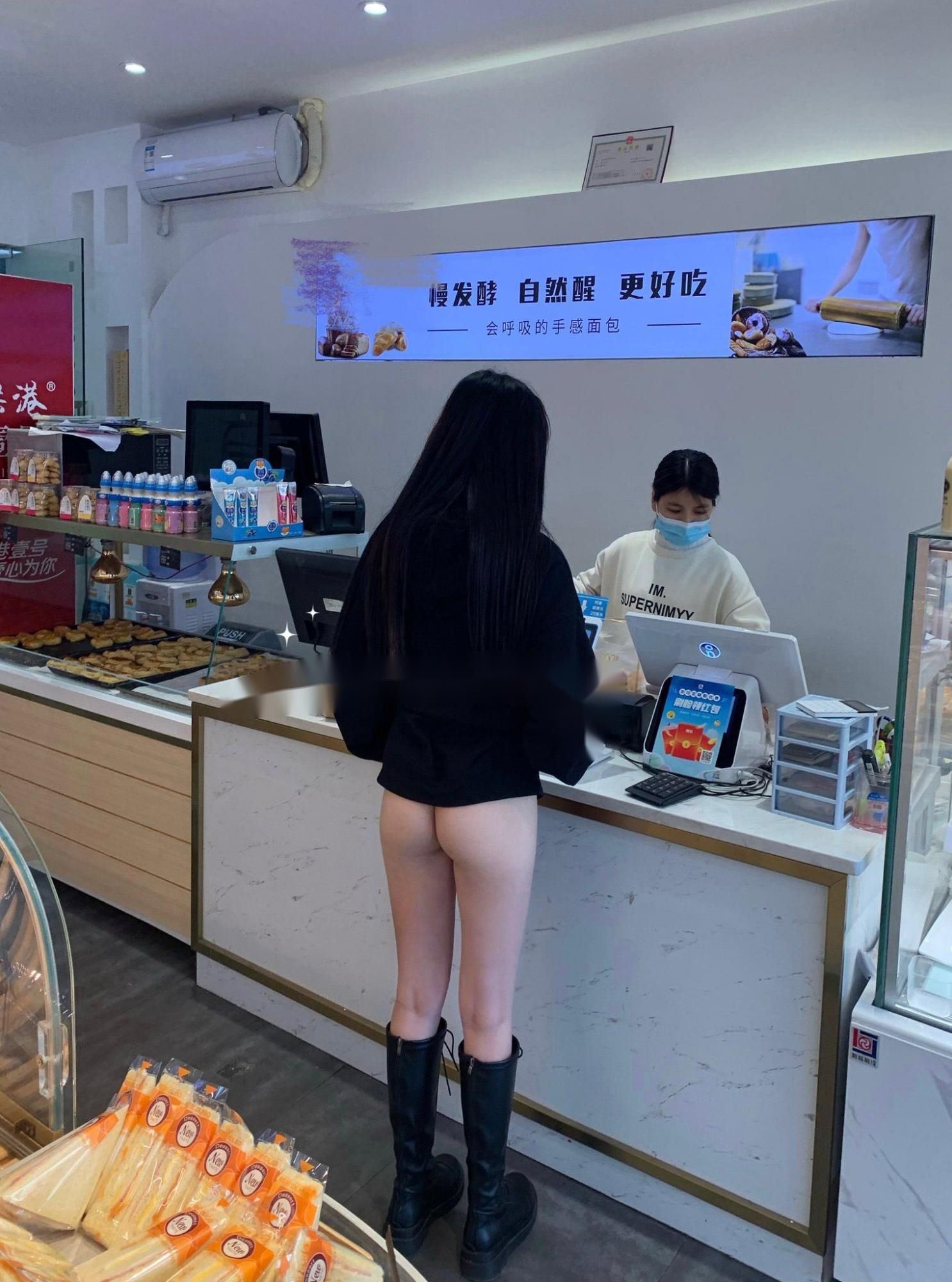 朱絲弦斷知音少,冉冉年華吾自老