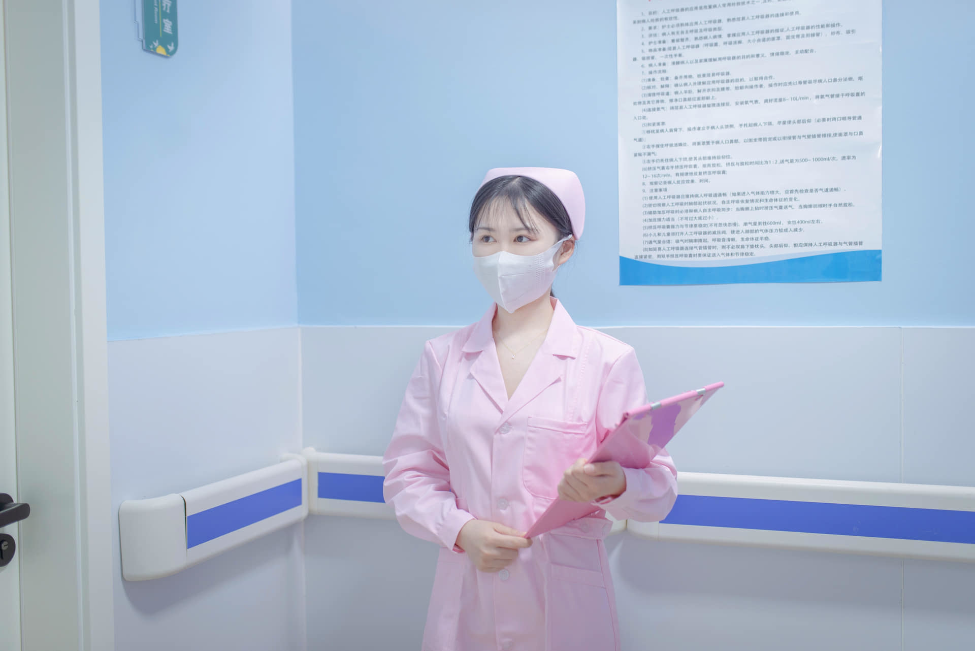 讓護士姐姐看看