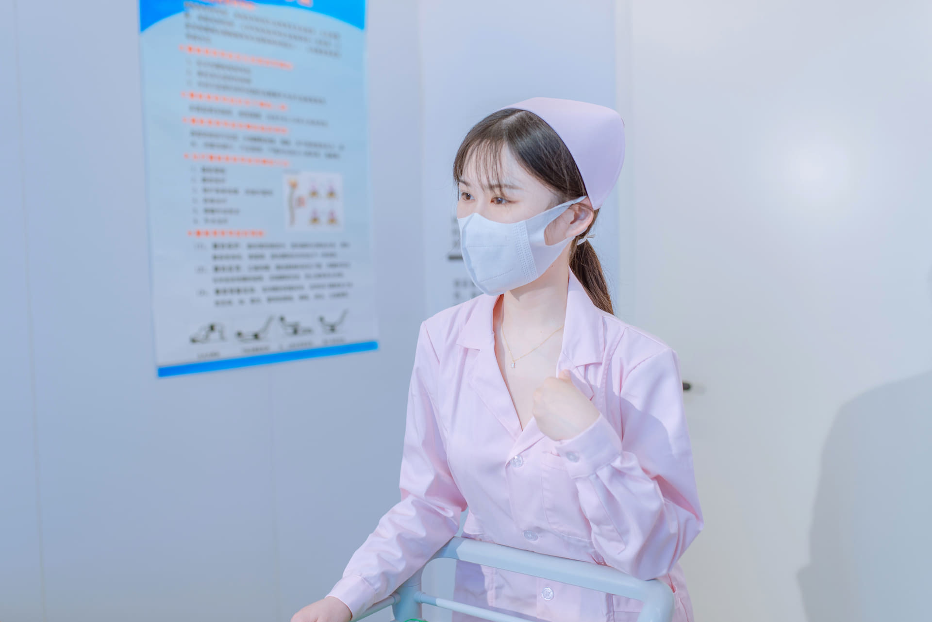 讓護士姐姐看看