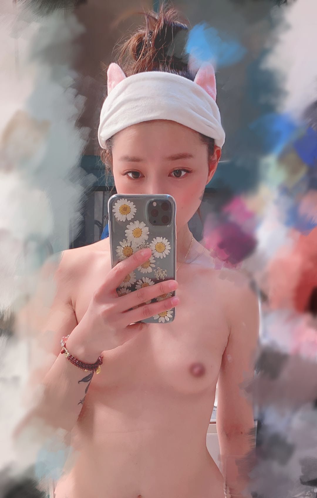 對鏡自拍的妹子 千嬌百媚 又純又欲