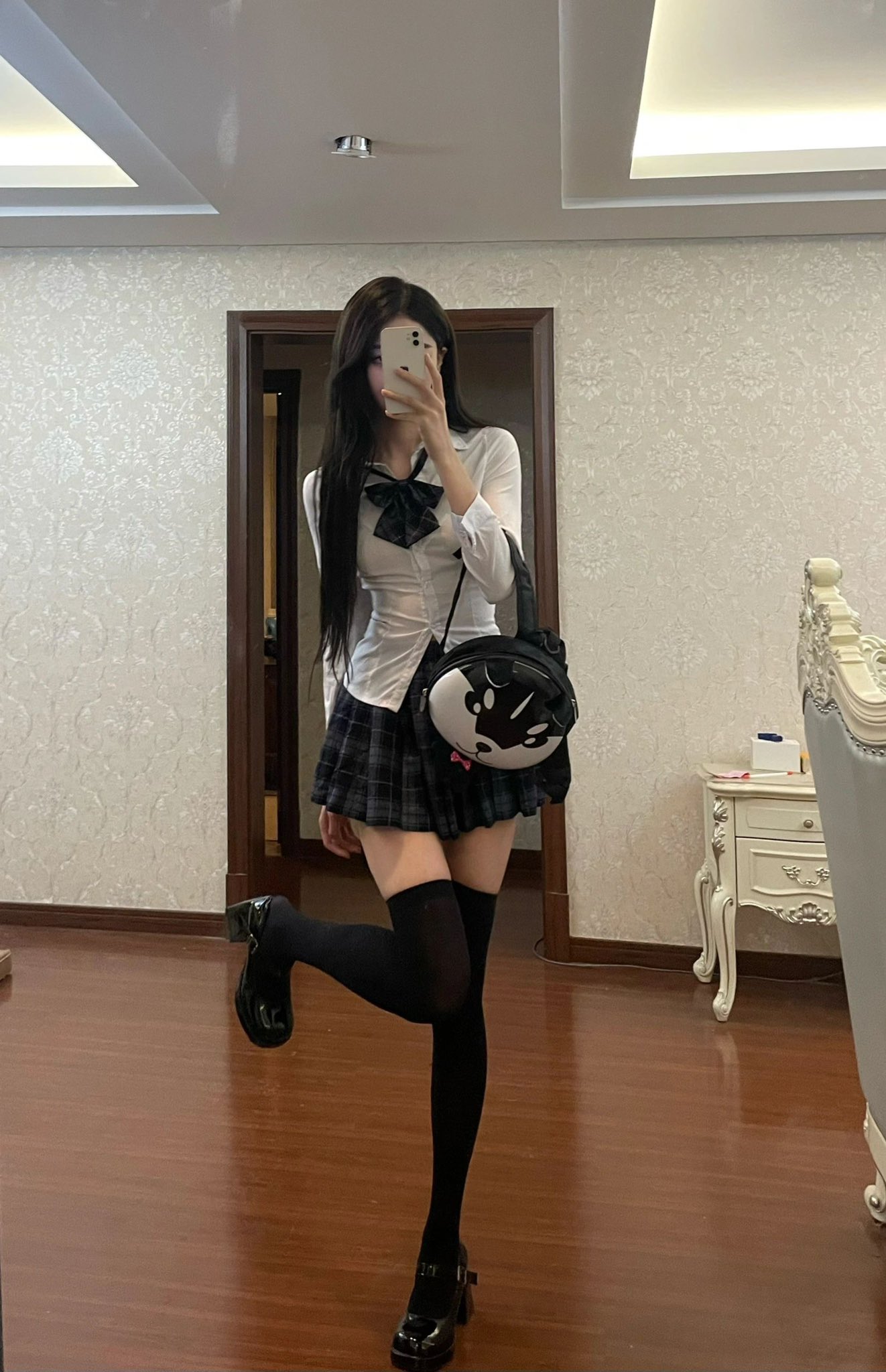 豈曰無衣，美有所依