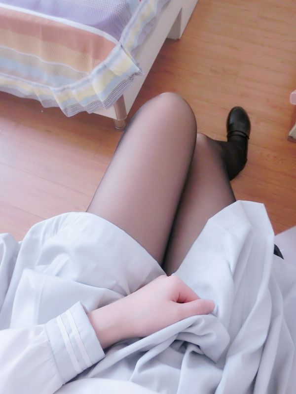 H工口小學(xué)生賽高黑絲足控